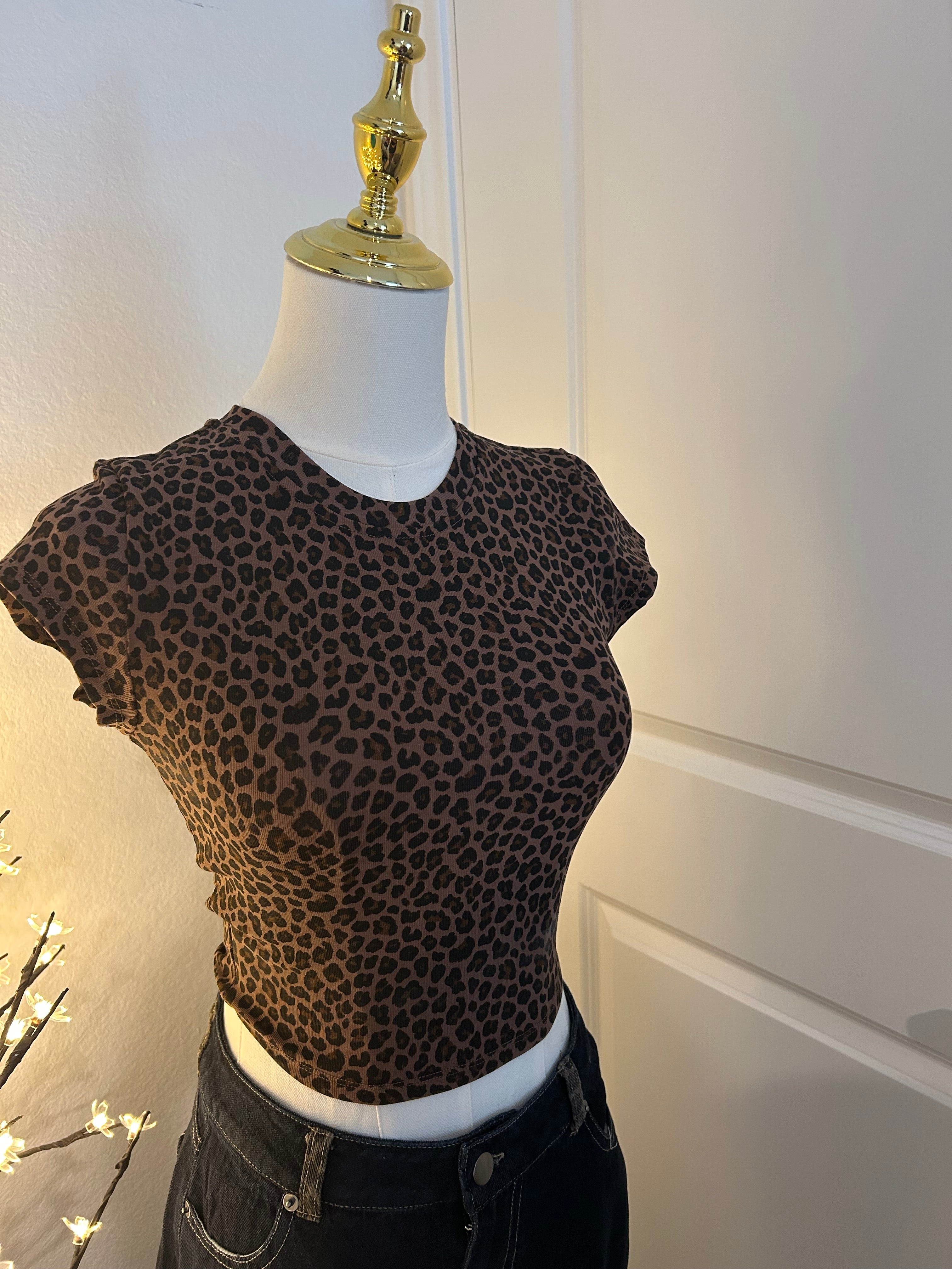 Wildly Chic Leopard Crop Top